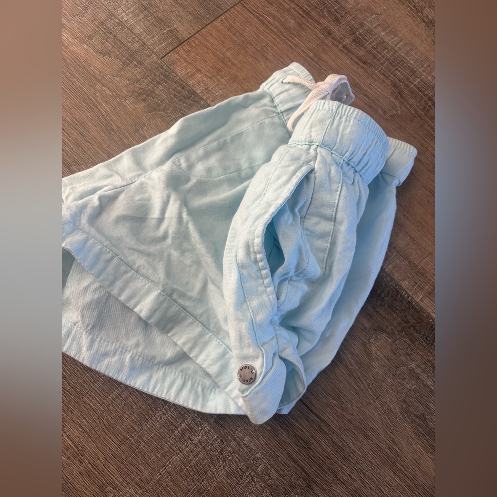 light blue Roxy shorts - Picture 4 of 4